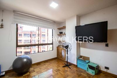 Apartamento de 3 alcobas en venta en Patio Bonito, Medellín, 198 m² · foto 10 de 17