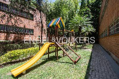 Apartamento de 3 alcobas en venta en Patio Bonito, Medellín, 198 m² · foto 16 de 17