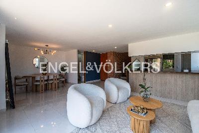 Apartamento de 3 alcobas en venta en El Tesoro, Medellín, 191 m² · foto 2 de 20