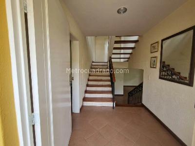 Casa de 4 alcobas en venta en La Ceja, Medellín, 250 m² · foto 6 de 13