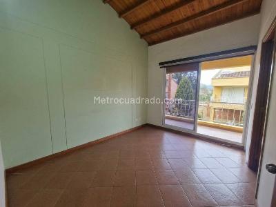 Casa de 4 alcobas en venta en La Ceja, Medellín, 250 m² · foto 7 de 13