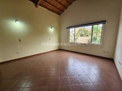 Casa de 4 alcobas en venta en La Ceja, Medellín, 250 m² · foto 8 de 13