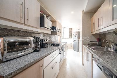 Apartamento en venta en Santa Barbara Alta, Bogotá · foto 6 de 20
