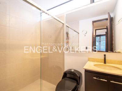 Apartamento de 1 alcoba en venta en La Florida, Medellín, 69 m² · foto 8 de 11