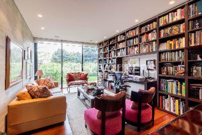 Casa de 4 alcobas en venta en Santa Ana, Bogotá, 683 m² · foto 11 de 20