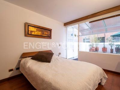Apartamento de 1 alcoba en arriendo en Los Rosales, Bogotá, 54 m² · foto 5 de 10