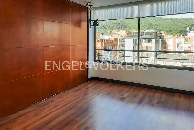 Apartamento en venta en Santa Barbara Central, Bogotá · foto 6 de 10