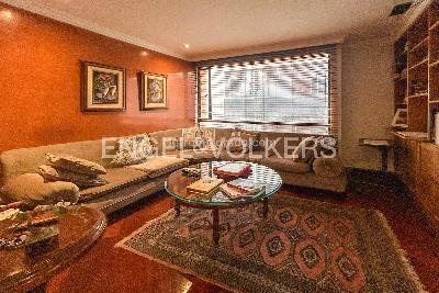 Apartamento de 3 alcobas en venta en La Carolina, Bogotá, 180 m² · foto 3 de 13