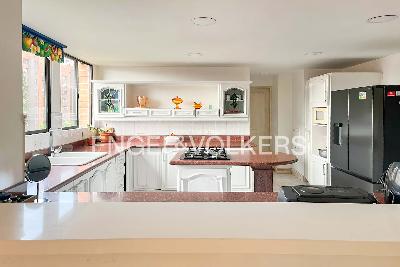 Apartamento en venta en Los Balsos, Medellín · foto 8 de 16