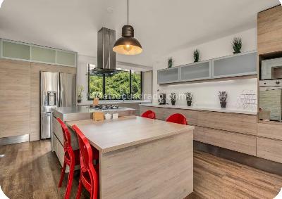Apartamento de 4 alcobas en venta en El Poblado, Medellín, 232 m² · foto 4 de 10