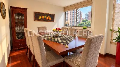 Apartamento en venta en Santa Barbara Alta, Bogotá · foto 2 de 16