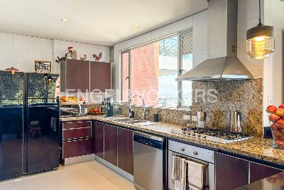 Apartamento de 3 alcobas en venta en Chapinero, Bogotá, 181 m² · foto 4 de 19