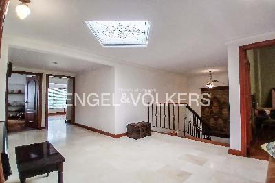 Casa de 4 alcobas en venta en San Lucas, Medellín, 439 m² · foto 11 de 16