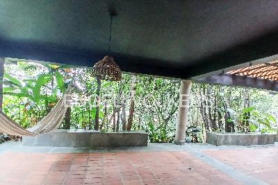 Casa de 4 alcobas en venta en San Lucas, Medellín, 439 m² · foto 9 de 16