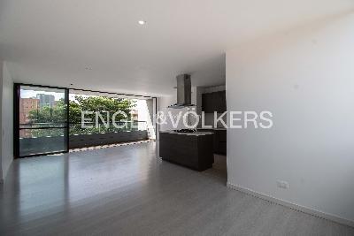 Apartamento de 3 alcobas en venta en El Esmeraldal, Medellín, 128 m² · foto 2 de 19