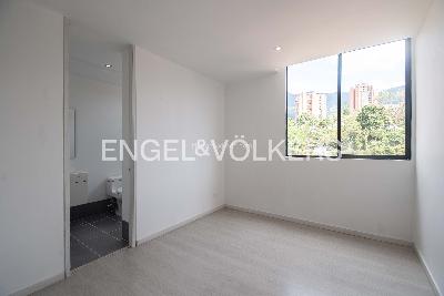 Apartamento de 3 alcobas en venta en El Esmeraldal, Medellín, 128 m² · foto 12 de 19