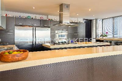 Apartamento de 3 alcobas en arriendo en Los Rosales, Bogotá, 250 m² · foto 10 de 20
