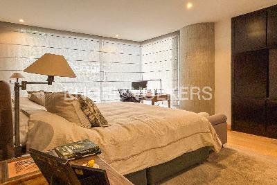 Apartamento de 3 alcobas en arriendo en Los Rosales, Bogotá, 250 m² · foto 11 de 20