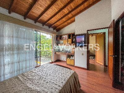 Casa de 3 alcobas en venta en San Lucas, Medellín, 248 m² · foto 16 de 20