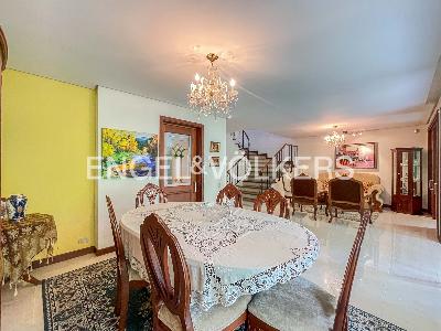 Casa de 3 alcobas en venta en San Lucas, Medellín, 248 m² · foto 2 de 20