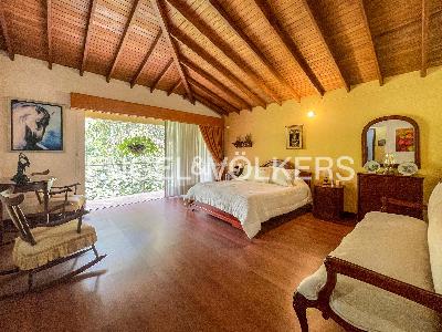 Casa de 3 alcobas en venta en San Lucas, Medellín, 248 m² · foto 9 de 20