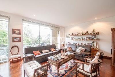 Apartamento de 3 alcobas en arriendo en Chico Reservado, Bogotá, 287 m² · foto 2 de 11