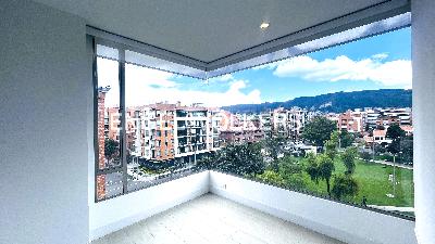 Apartamento de 3 alcobas en arriendo en Santa Barbara Occidental, Bogotá, 127 m² · foto 5 de 15