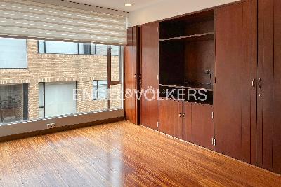 Apartamento de 3 alcobas en arriendo en Chico Navarra, Bogotá, 137 m² · foto 11 de 16