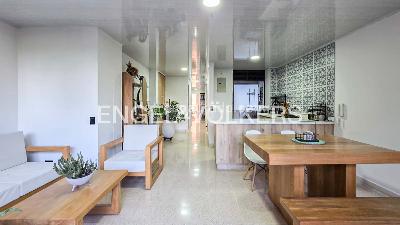 Apartamento de 2 alcobas en venta en La Castellana, Medellín, 92 m² · foto 2 de 17