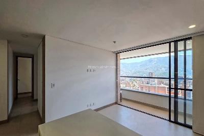 Apartamento de 3 alcobas en venta en Lorena, Medellín, 95 m² · foto 1 de 13