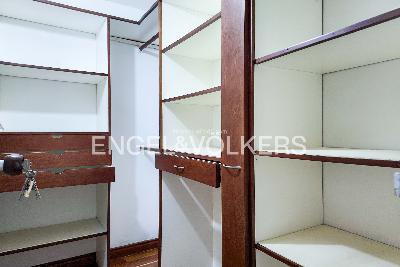 Casa de 4 alcobas en venta en El Tesoro, Medellín, 234 m² · foto 12 de 20