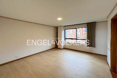 Apartamento de 3 alcobas en venta en Los Balsos, Medellín, 140 m² · foto 7 de 13