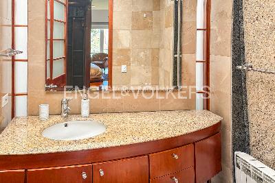 Apartamento de 2 alcobas en arriendo en Los Rosales, Bogotá, 135 m² · foto 9 de 16