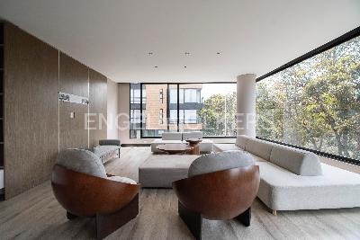 Apartamento de 3 alcobas en arriendo en El Virrey, Bogotá, 178 m² · foto 2 de 20