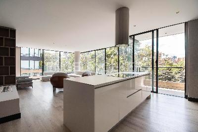 Apartamento de 3 alcobas en arriendo en El Virrey, Bogotá, 178 m² · foto 7 de 20