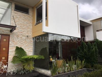 Casa de 4 alcobas en venta en Guaymaral San Simon, Bogotá, 599 m² · foto 6 de 15