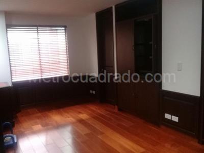 Apartamento de 3 alcobas en venta en Chico Reservado, Bogotá, 210 m² · foto 14 de 15