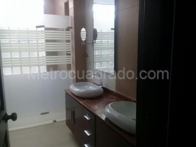 Apartamento de 3 alcobas en venta en Chico Reservado, Bogotá, 210 m² · foto 7 de 15