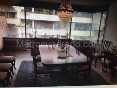 Apartamento de 3 alcobas en venta en Rosales Bella Vista, Bogotá, 280 m² · foto 4 de 6