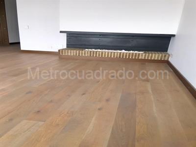 Apartamento en venta en Altos Del Refugio, Bogotá · foto 2 de 12