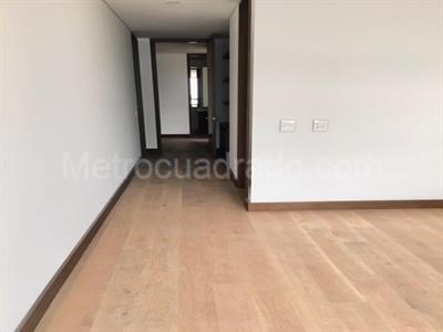 Apartamento en venta en Altos Del Refugio, Bogotá · foto 9 de 12