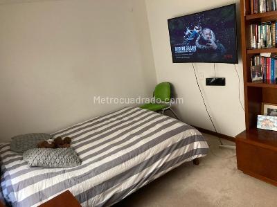 Apartamento de 3 alcobas en venta en Rosales Bella Vista, Bogotá, 150 m² · foto 8 de 14