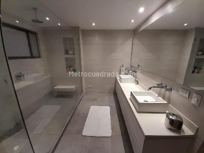 Apartamento en venta en Chico La Cabrera, Bogotá · foto 14 de 17