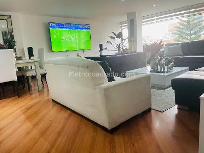Apartamento en venta en Santa Barbara Central, Bogotá · foto 4 de 18