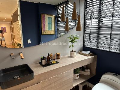 Apartamento de 3 alcobas en venta en Rosales Bella Vista, Bogotá, 120 m² · foto 7 de 13