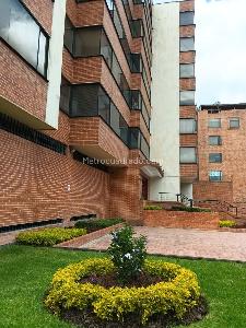 Apartamento en venta en Santa Barbara Central, Bogotá · foto 6 de 15