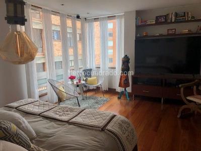 Apartamento de 3 alcobas en venta en Bellavista Rosales, Bogotá, 210 m² · foto 8 de 12