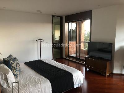 Apartamento de 3 alcobas en venta en Chico Museo, Bogotá, 340 m² · foto 6 de 20