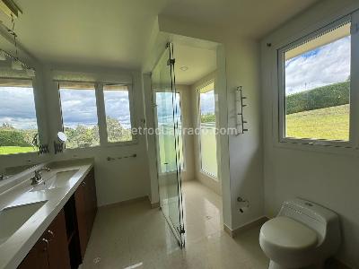 Casa de 4 alcobas en venta en Yerbabuena Sopo, Bogotá, 400 m² · foto 8 de 19