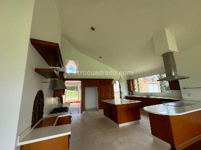 Casa de 4 alcobas en venta en Yerbabuena Sopo, Bogotá, 400 m² · foto 11 de 19